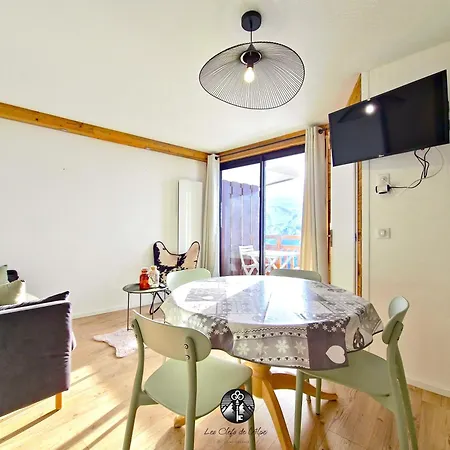 Apartment Nouveau ! Renove Design